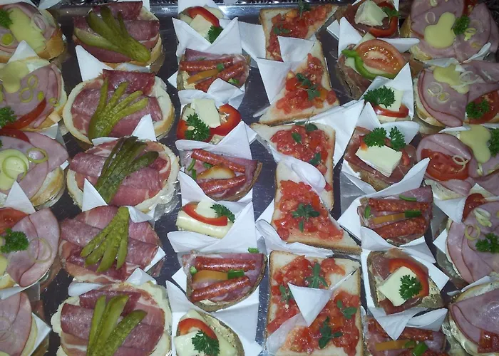 Bed & Breakfast Divjak 3*